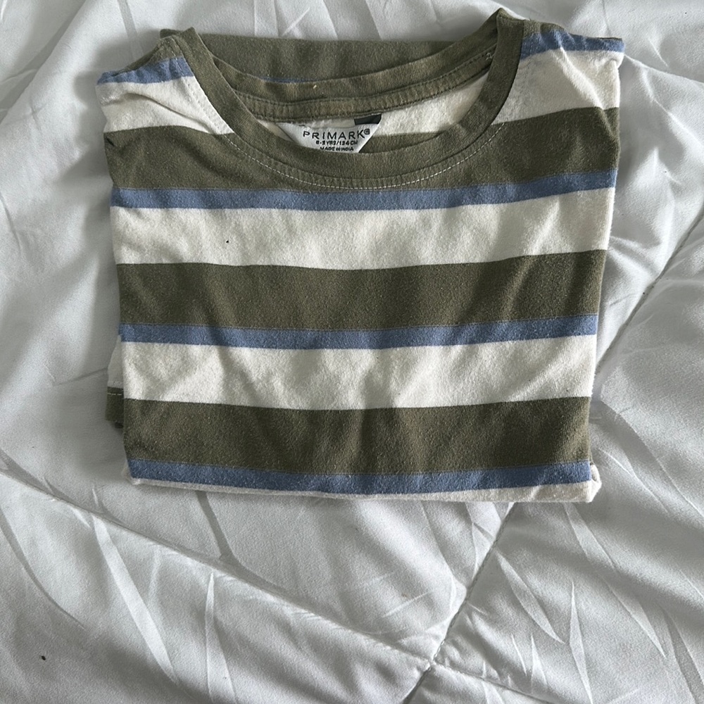 Short sleeve oversized tee!